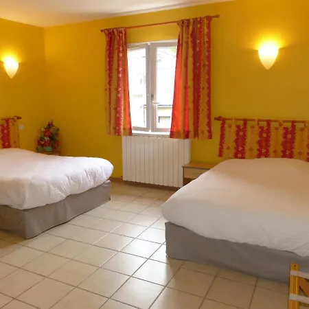 Logis Hotel Restaurant Auberge De L'Isard