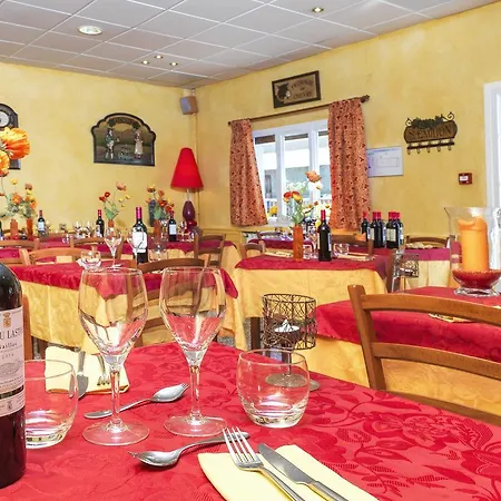 Hotel Logis Hotel Restaurant Auberge De L'Isard Saint-Lary-Soulan