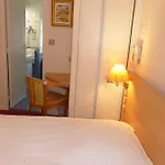 فندق Logis De L'isard 3*