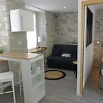 Logis De L'isard فندق 3*