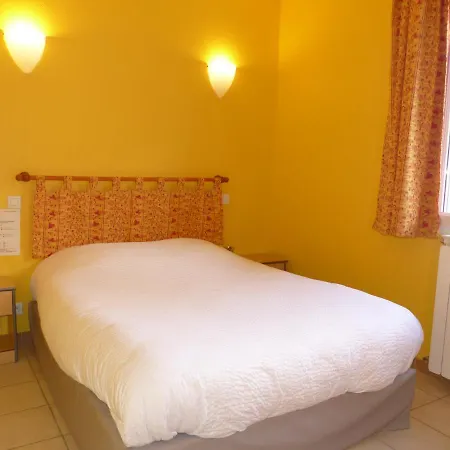 Hotel Logis De L'isard