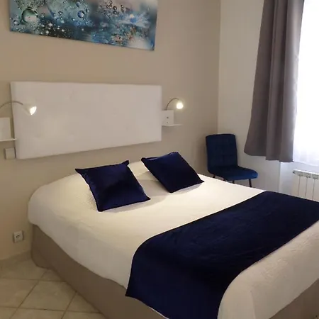 Hotel Logis De L'isard